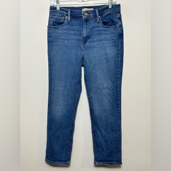 Levi’s 724 High Rise Straight Crop Jeans - Picture 3 of 12
